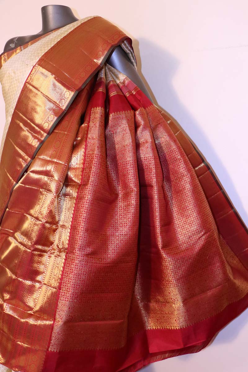 Exquisite Grand Wedding Zari Brocade Kanjeevaram Silk Saree AI214494